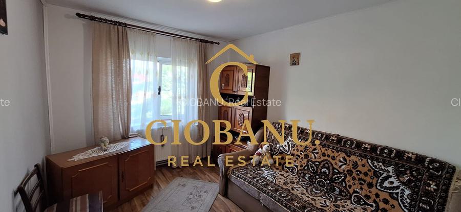 APARTAMENT DE VANZARE ETAJ 2/4 DECOMANDAT ZONA 1 MAI - 6