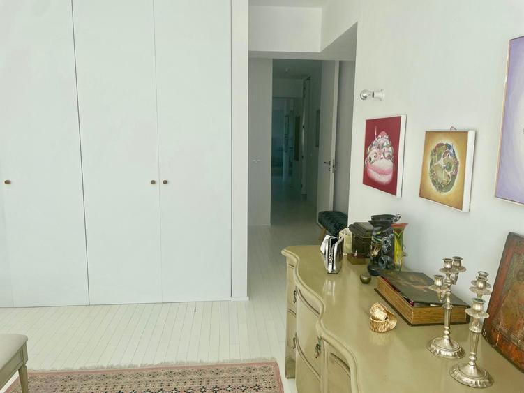 Apartament superb de 3/4 camere in Pipera-Padurea Baneasa 140mp utili