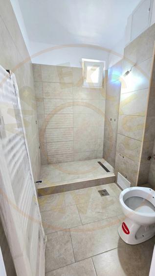 De vânzare Apartament 2 camere Luceafărul Satu Mare
