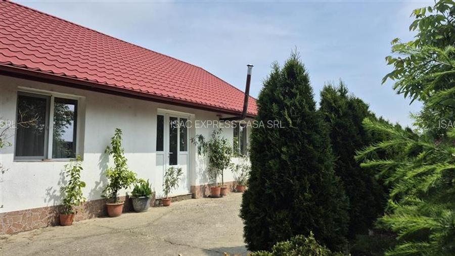 Oferta ideala! Casa cu 13.200 mp teren, doua iazuri cu peste si potential de inv - 5