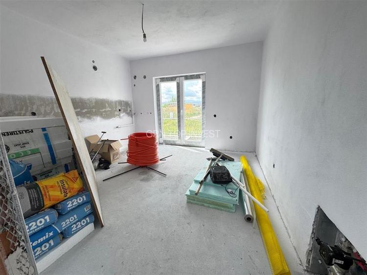 Casa individuala 4 camere 2 bai si teren de 265 mp in Sura Mica - 9