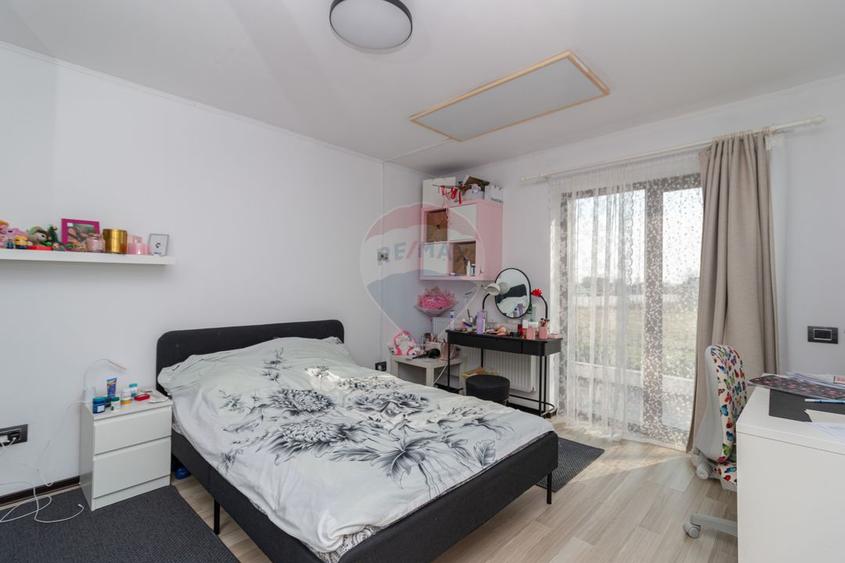 Casa de vanzare, 6 camere, 214mpu,509 mp teren, 5km de Bucuresti, 2013