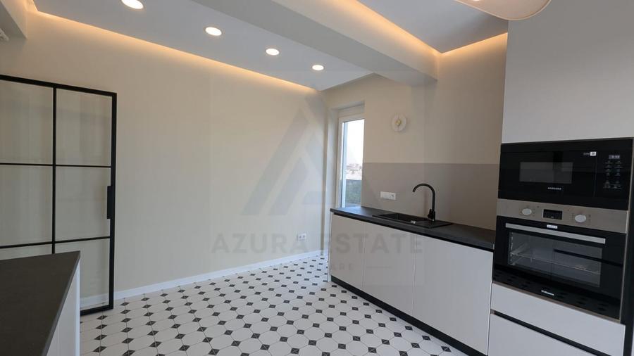 Penthouse premium 4 camere 120 mp utili terasa 88 mp zona Lazaret