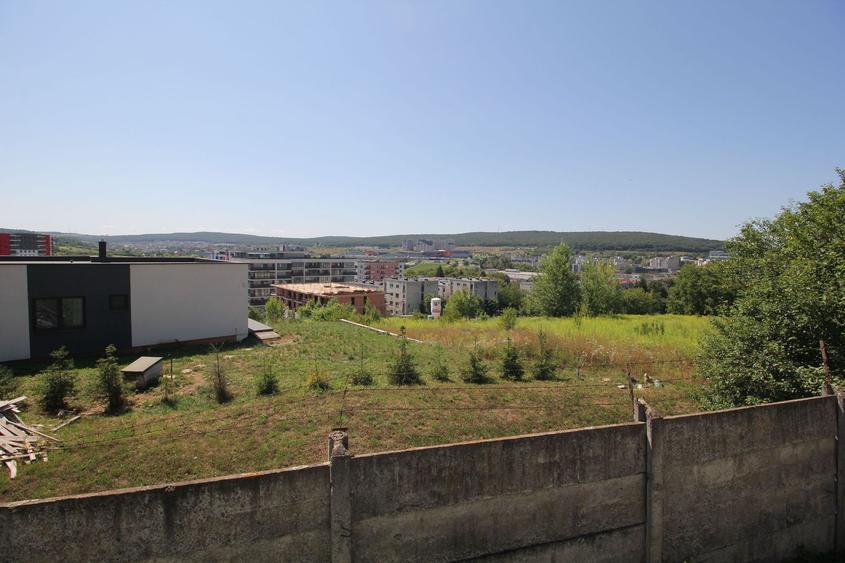 Teren intravilan cu proiect de casă, 1.070 mp.Targu Mures