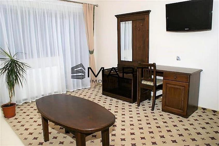 Pensiune 12 camere teren 200mp Valea Lotrioarei