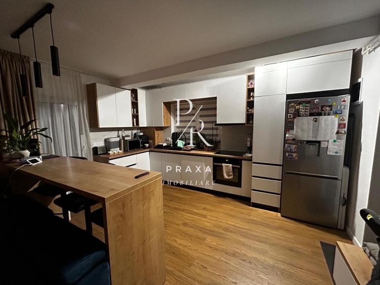 Apartament de vanzare 3 camere, 2 bai, parcare pe Cetatii!