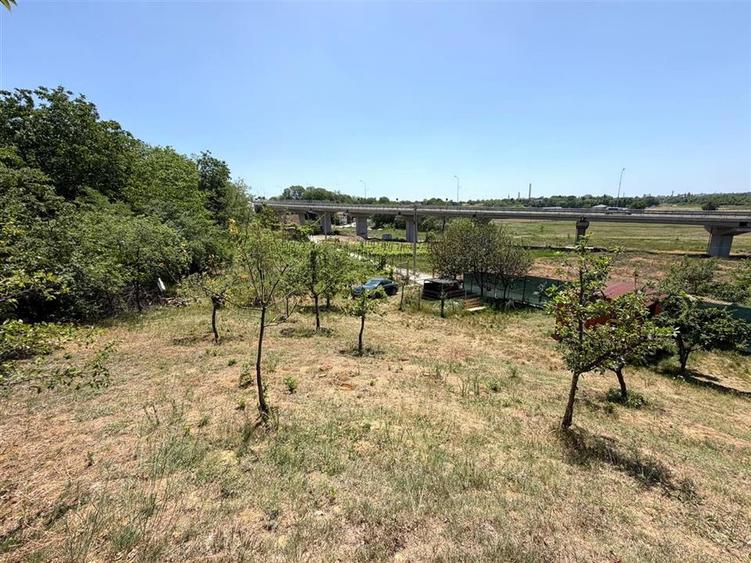 TEREN INTRAVILAN CU PIVNITA | 884 MP | ZONA EPISCOPIA | ORADEA