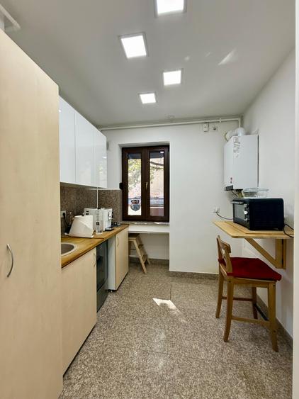 2 camere Central Renovat complet Garaj + Boxă- Centrala +incalzire pardoseala