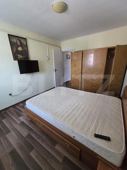 Apartament cu 3 camere, 70 mp, zona Reghin