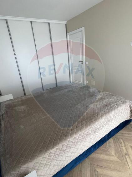 Apartament cu 2 camere de închiriat - strada Daliei -