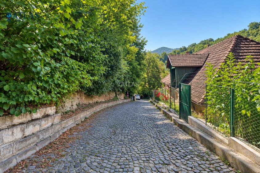 Zona Drumul Poienii, in vila, 72 mp., priveliste, 2 parcari, terasa privata - 20