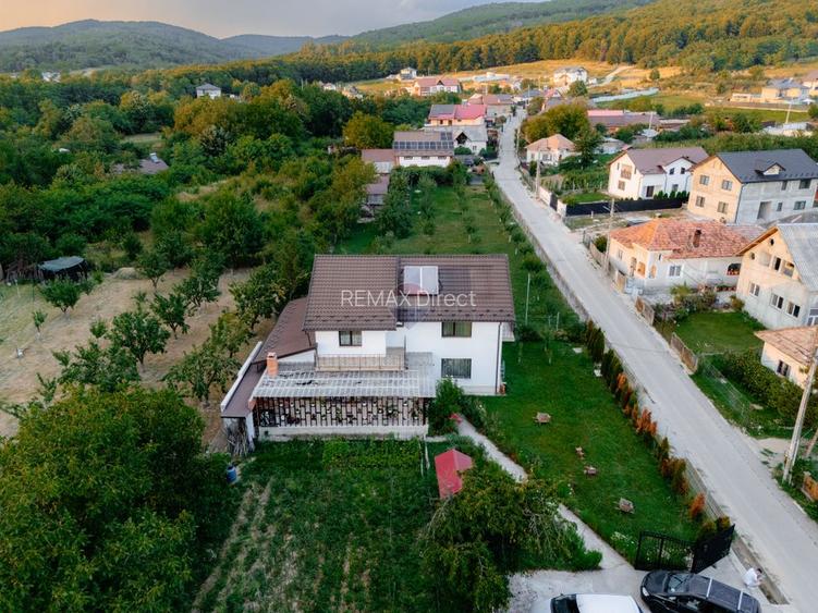Casă/  Vilă de vânzare Piscani –la doar 5 minute de Mioveni - 41