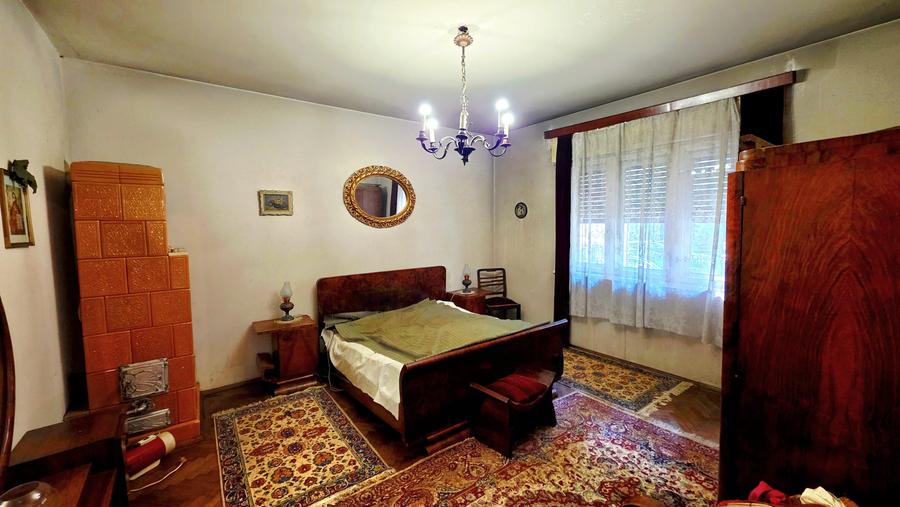 Aviatorilor, Porumbaru, Parc, apartament 3 camere, in vila, 240 mp teren,