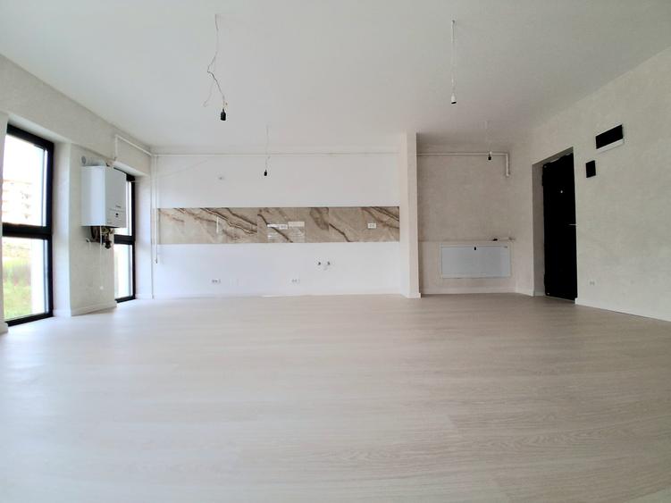 Apartament de vanzare 2 camere cu terasa, zona Pacurari, INTABULAT si FINISAT