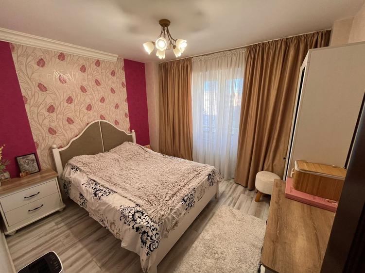 3 Camere | Centrală Proprie | Parcare | Decomandat