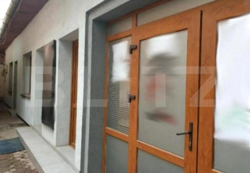 Spatiu comercial de vanzare, 185 mp, zona Han
