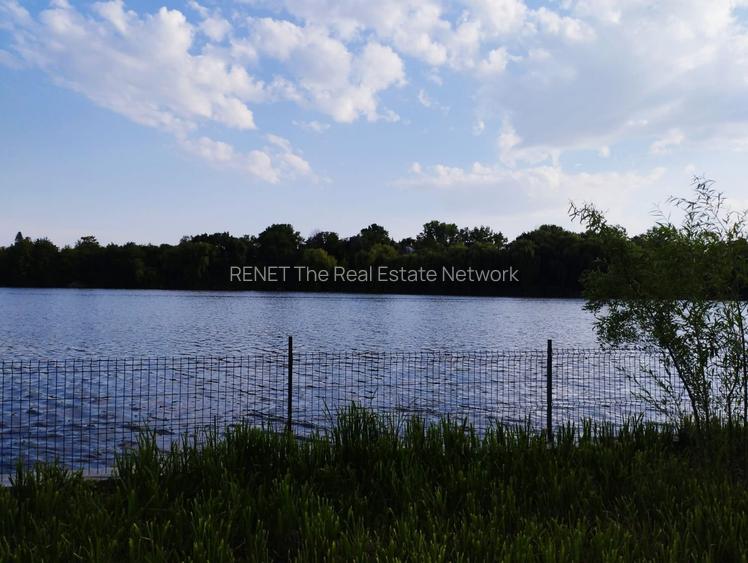 SUPER OCAZIE SE VINDE VILA DE LUX SI CASA DE OASPESTI IN BALOTESTI LA LAC 555000 - 47