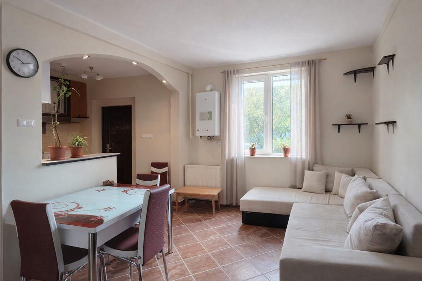 De vânzare apartament 1 cameră la curte zona semicentrală