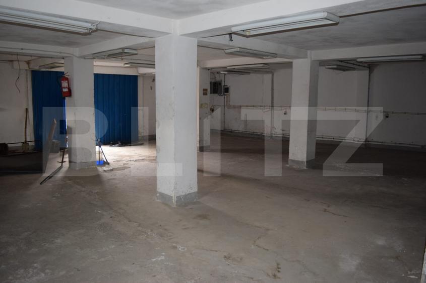 Imobil pentru închiriere, 740 mp, dispus pe 4 niveluri