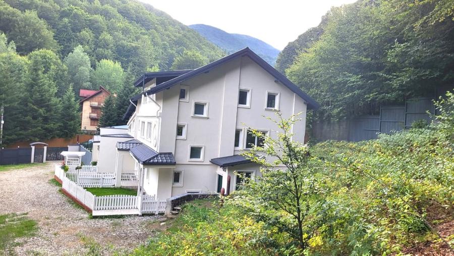 Casa / Pensiune - Statiunea  Cheia - Prahova