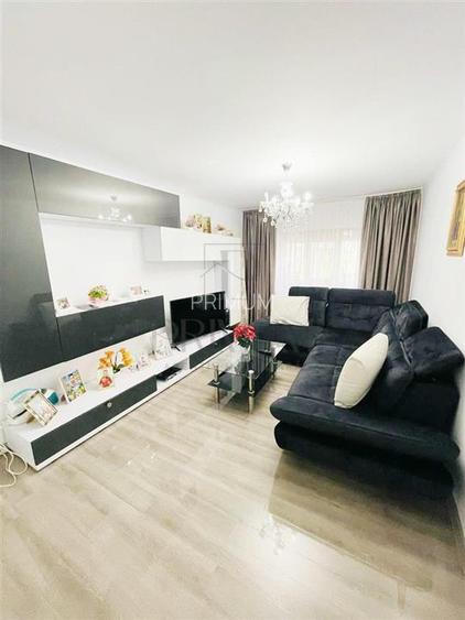 LIPOVEI - 3 CAM - 2 BAI - DECOM. - CENTRALA/AC - BALCON SPATIOS - RENOVAT - ZONA - 3