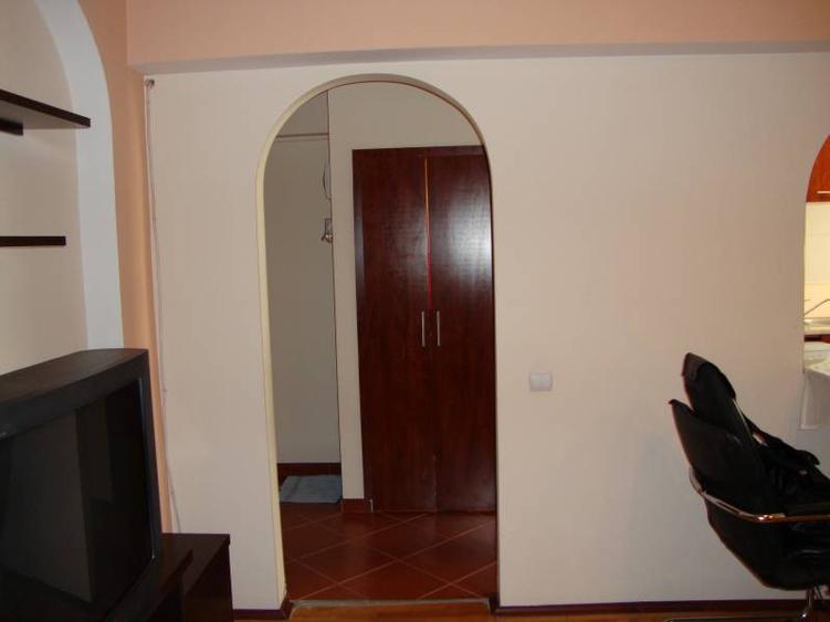 Apartament 2 camere cu centrala proprie