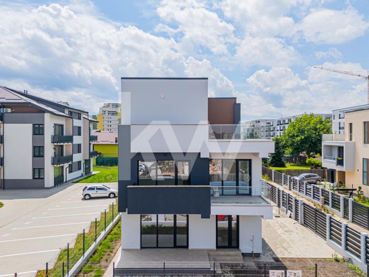 Casă duplex de vânzare în Brașov – zona Tractorul, langa Coresi Mall
