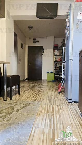 Apartament luminos cu 3 camere in zona Crangasi- pozitie excelenta, pret redus