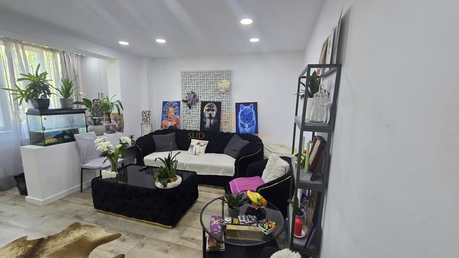 Apartament cu 4 camere de vanzare, Bd. C-tin Brancoveanu, Sector 4