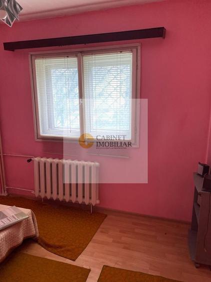 2 Camere - 50MP | 1980 | Metrou Lujer la 2 minute