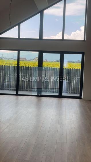 Casă superbă de vânzare/zona Izvor - 11