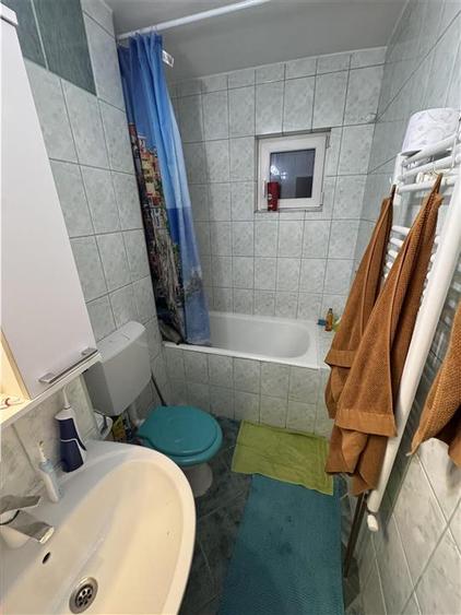 Apartament cu 3 camere tip PB, zona nufarul