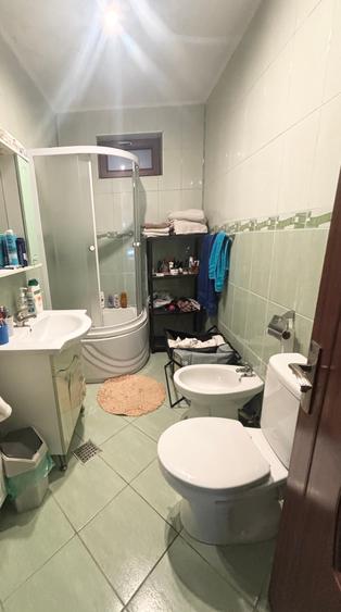Vanzare casa cu 5 camere zona Baneasa - Jandarmeriei