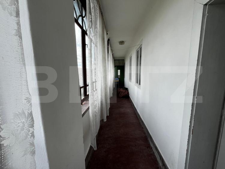 Casă tradițională, teren 2.043 mp zona Aghiresu