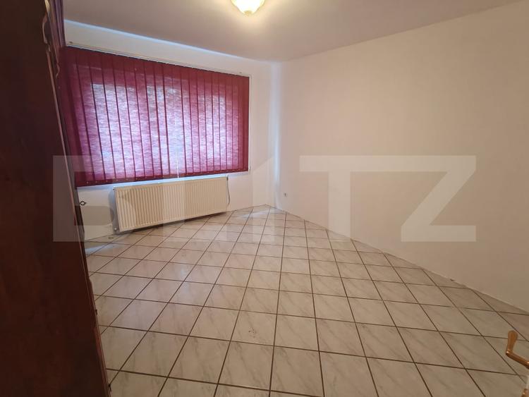 Apartament 3 camere, 2 bai, 69 mp, zona Expo Transilvania