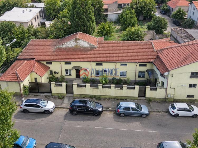 Casă 5 camere, ICIL, curte pavată, 2 parcări