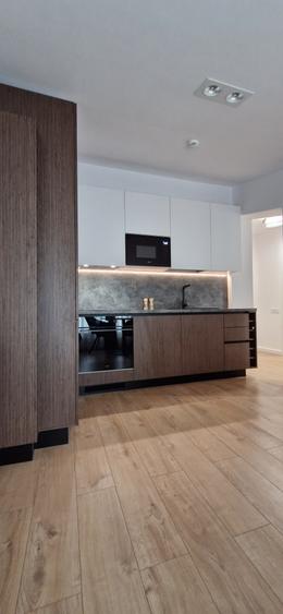 SINAIA-CENTRAL, DE VANZARE APARTAMENT CU 2 CAMERE SI 2 BAI !!!
