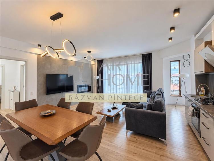 Apartament 3 camere 100 mp, de lux, ultracentral Ploiesti