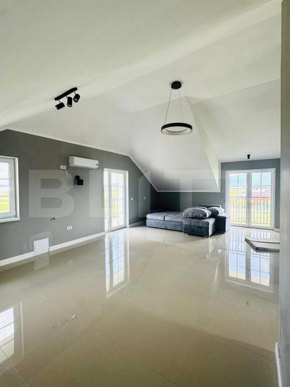 Casa Indiviaduala de vanzare, 6 camere, 215 mp - Stupini