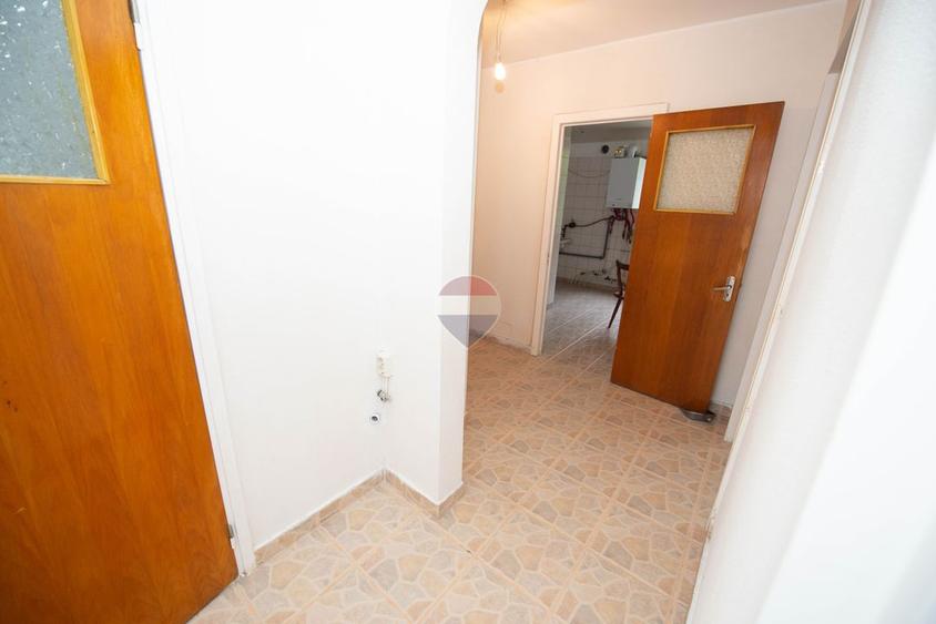 Apartament cu 3 camere de vanzare, 64 mp, decomandat, Politehnica