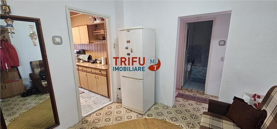 Apartament 2 camere mobilat si utilat zona Carolina Mall
