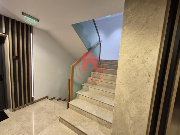 BANEASA (Parcul Herastrau)-3 camere premium 114 mp, design de interior, parcare