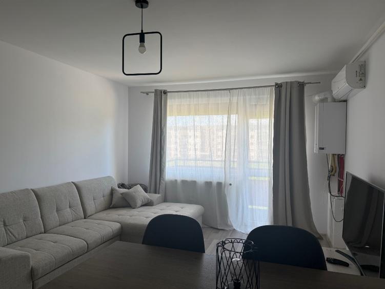 Vând apartament 2 camere tip studio, cu parcare – Tractorul, str. George Bacovia - 2
