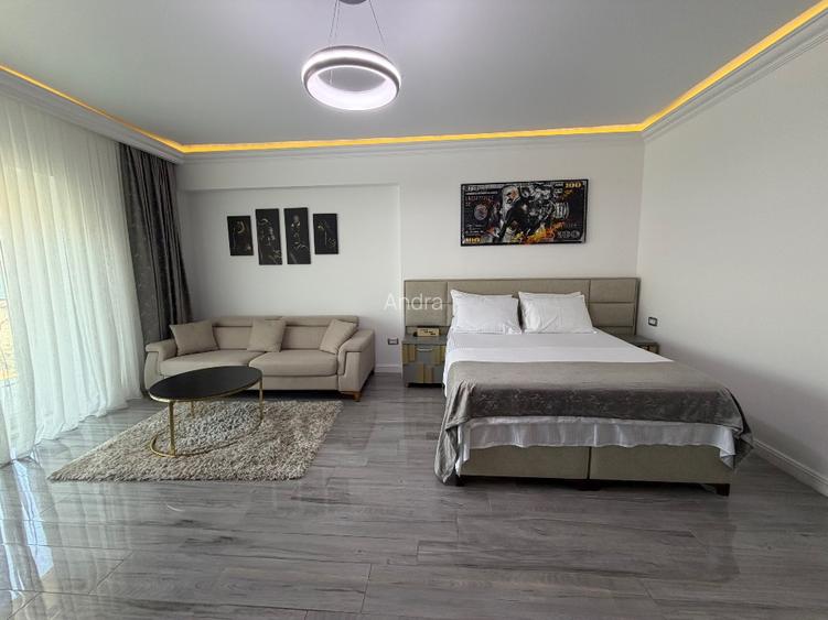Studio Lux prima linie la mare in White Tower Mamaia - 2