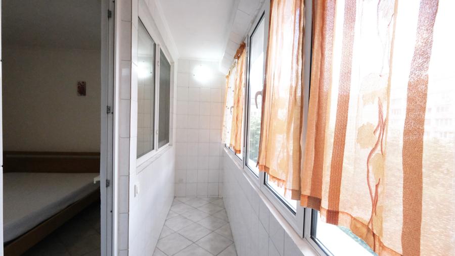 Chirie apartament cu 2 camere Sala Palatului vedere spate fara risc seismic