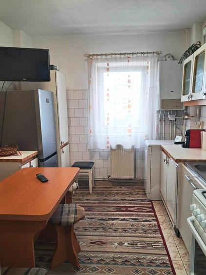 Apartament 2 camere decomandat zona Mihai Viteazu