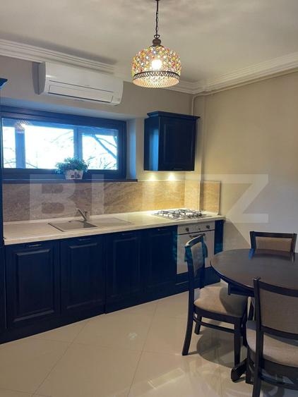 Apartament de 2 camere, 72 mp, etajul 1, zona-McDonald’s