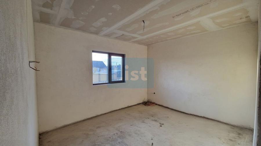Casa de vanzare, Catalina, 3 dormitoare, 9 ari Comision 0%
