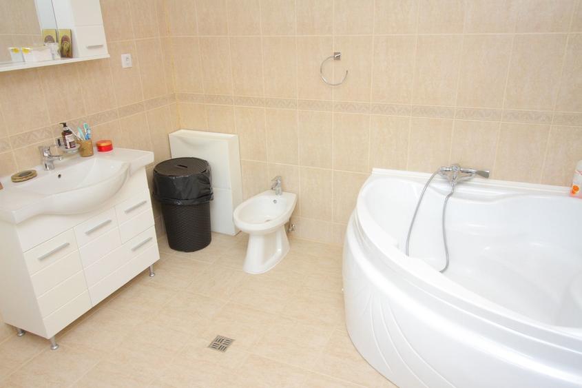 Zona Barbu Vacarescu vila 6 camere
