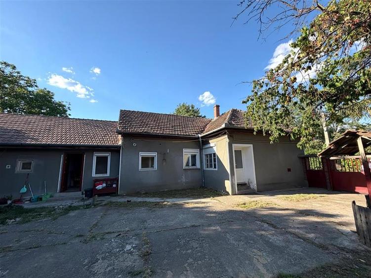 CASA PLAN PARTER | TEREN 620 MP | ACCES AUTO | ZONA SANTAUL MARE | BIHOR